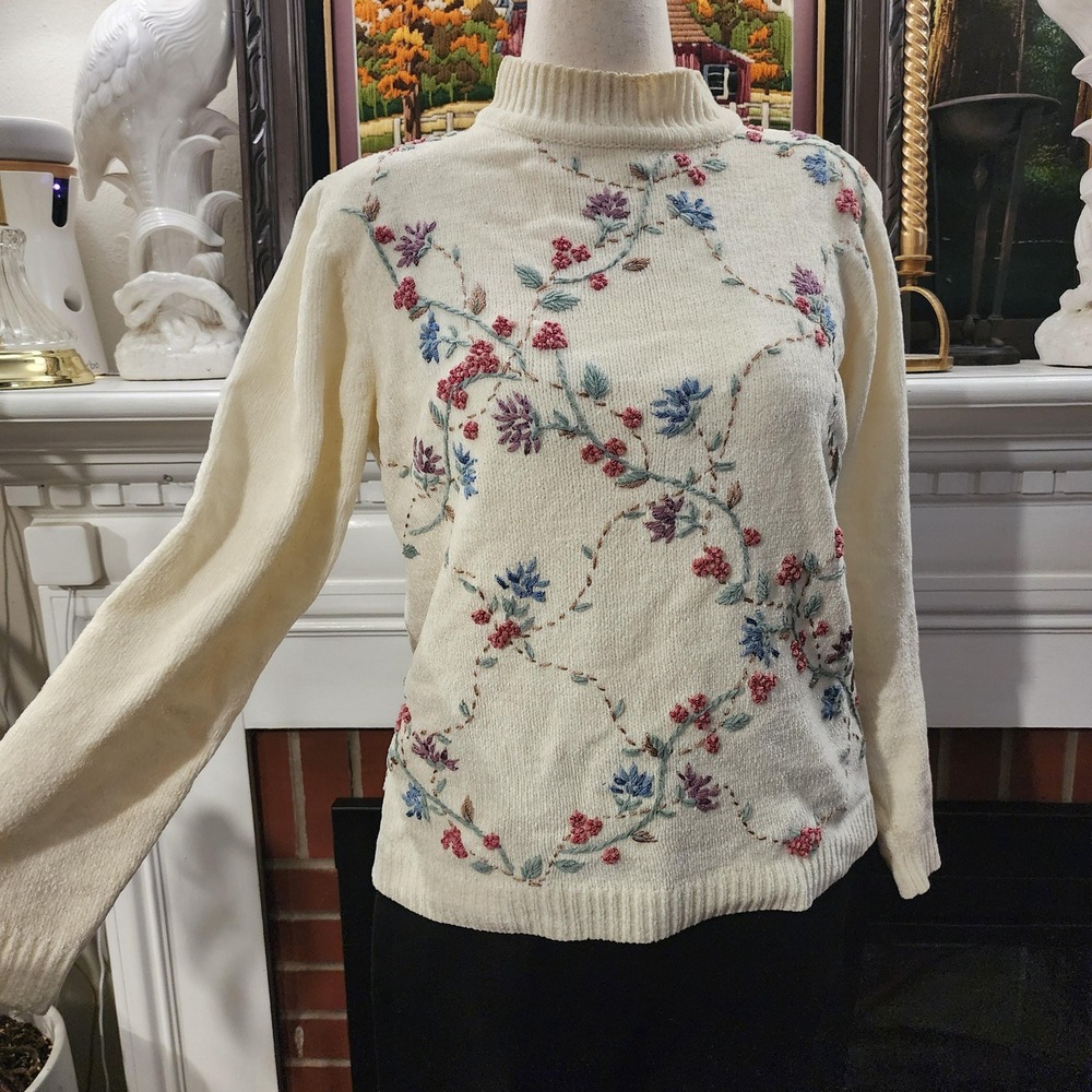 M Vining Floral Ivory Turtleneck